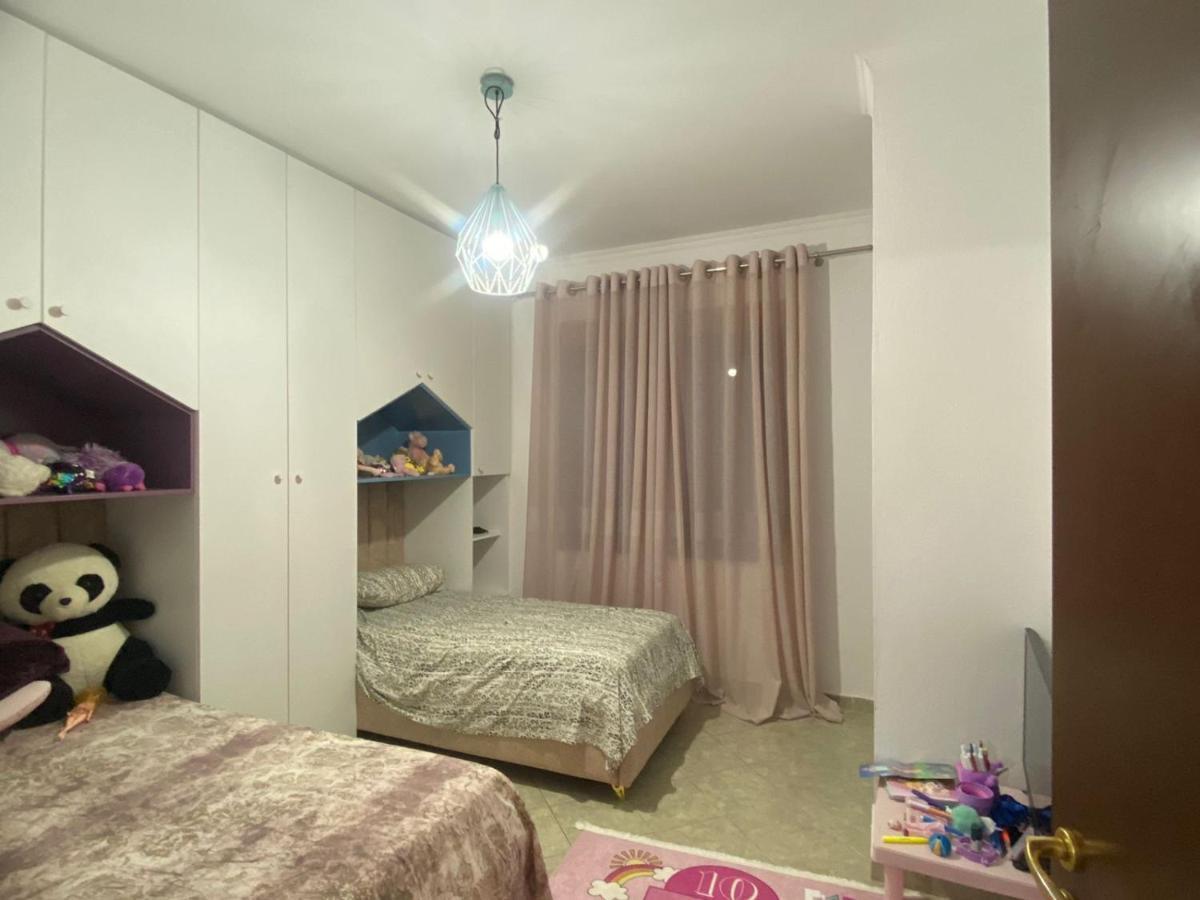 Guest House Open Room Durrës Eksteriør bilde