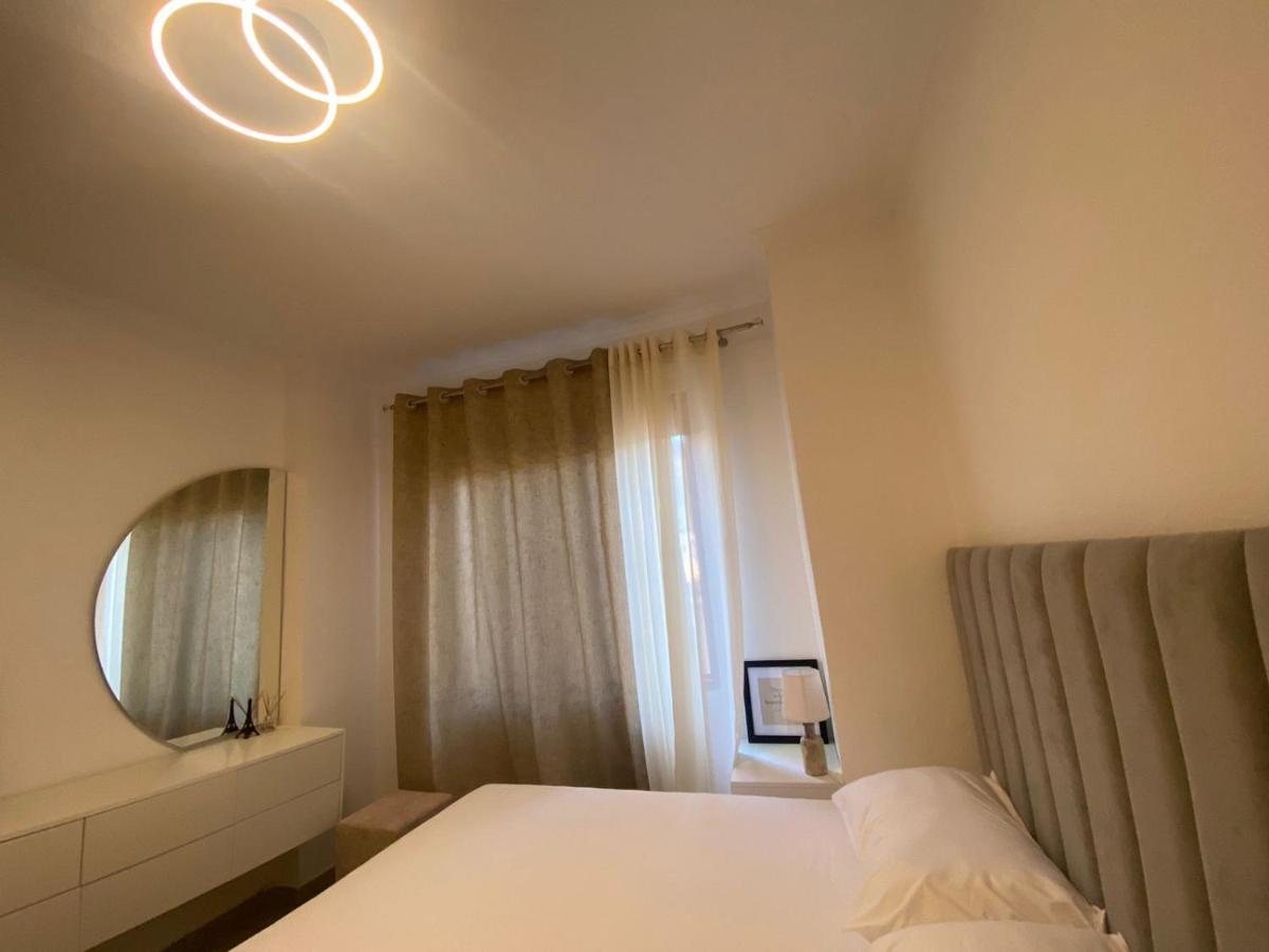 Guest House Open Room Durrës Eksteriør bilde