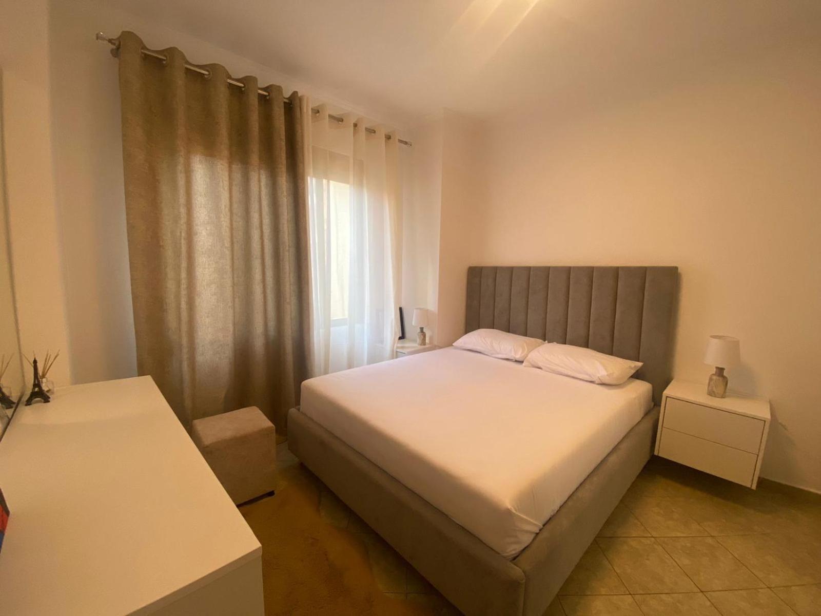 Guest House Open Room Durrës Eksteriør bilde